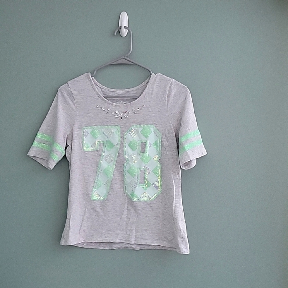 Justice brand tee, size 18